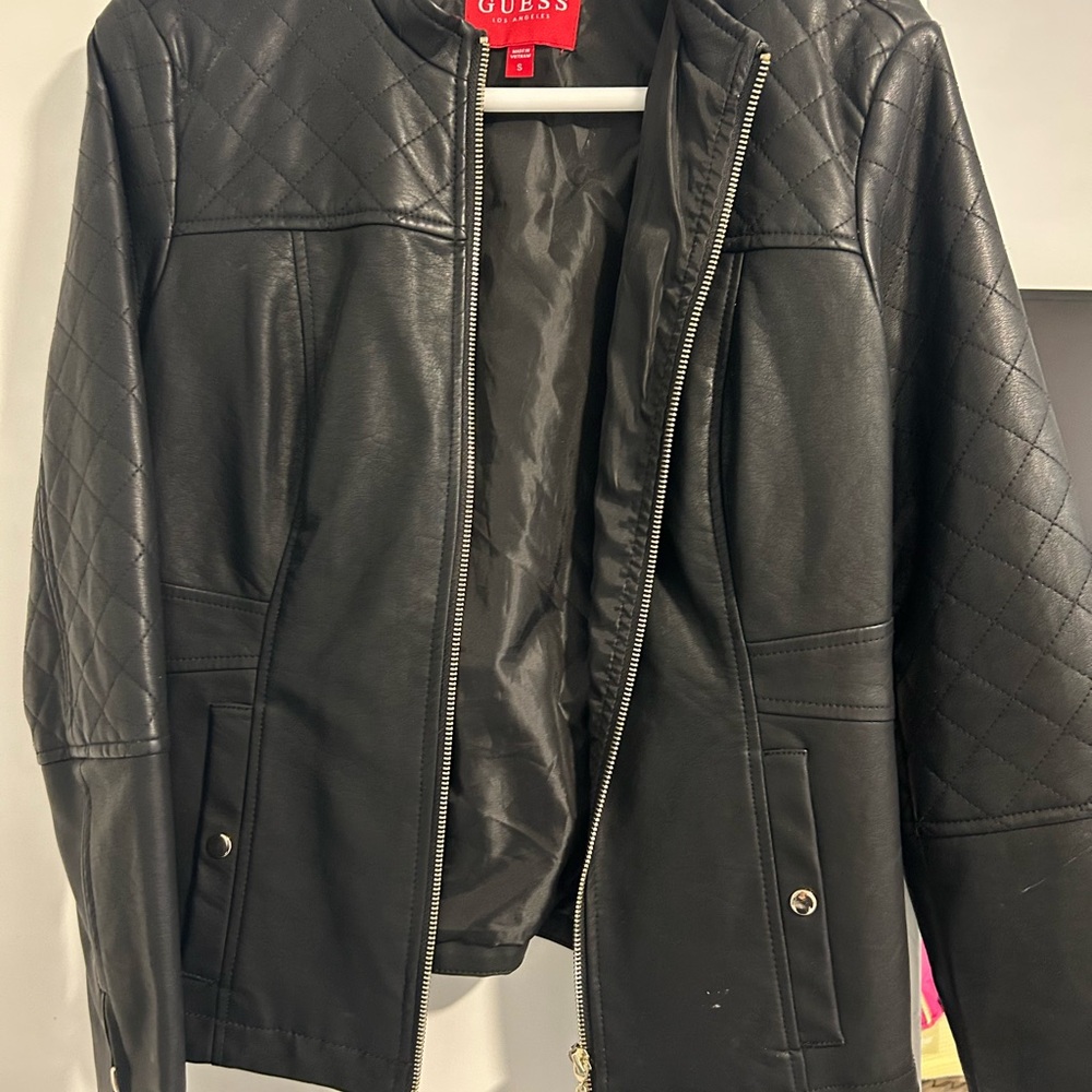 Guess Black Bomber Jacket with Sleek Design